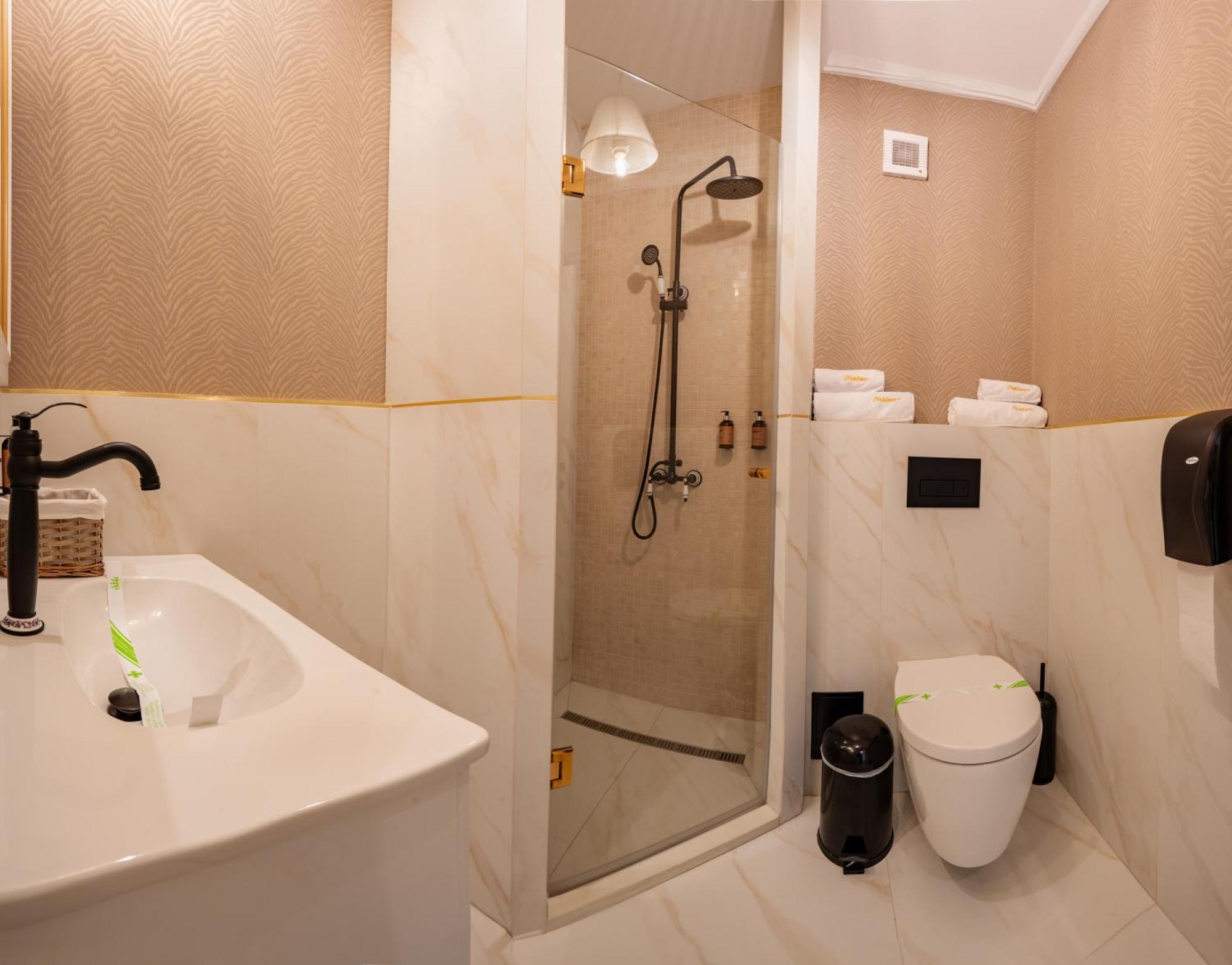 Noblesse Boutique&spa 4*