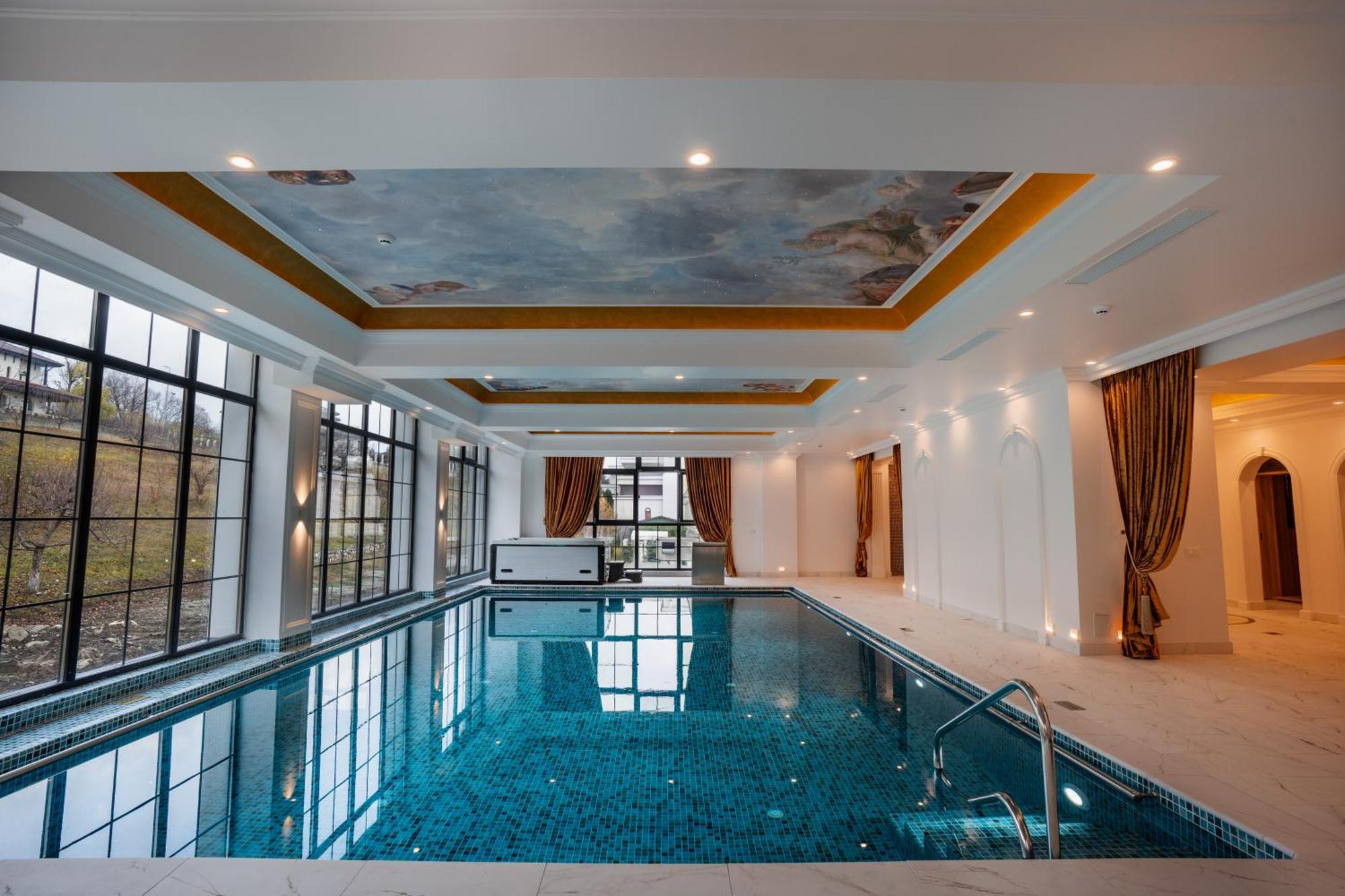 Noblesse Boutique&spa Hotel 4*