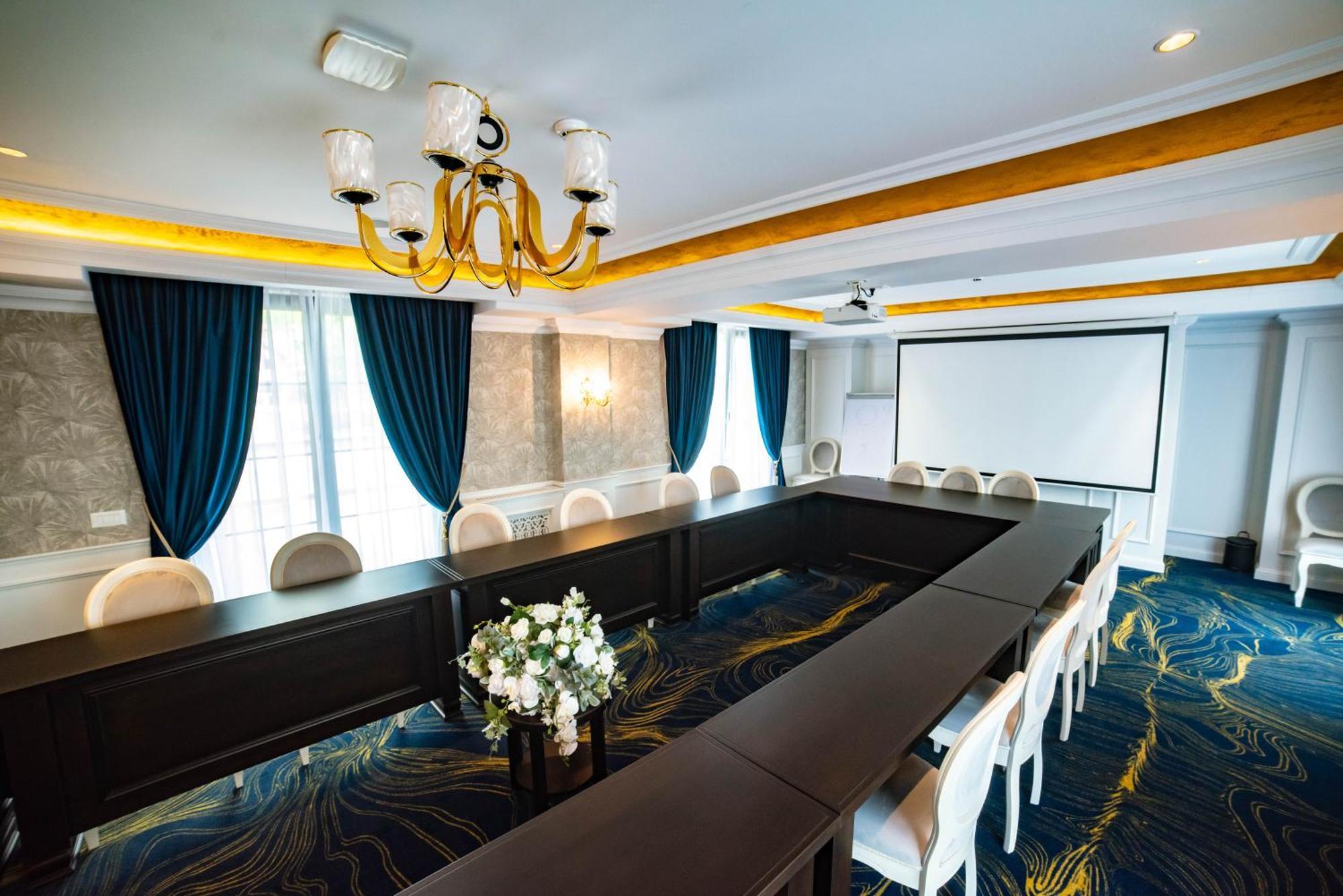 Noblesse Boutique&spa Hotel 4*